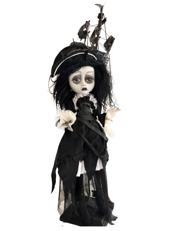 Black Pearl - A Curse Upon Calm Seas (Lulu Lancaster)